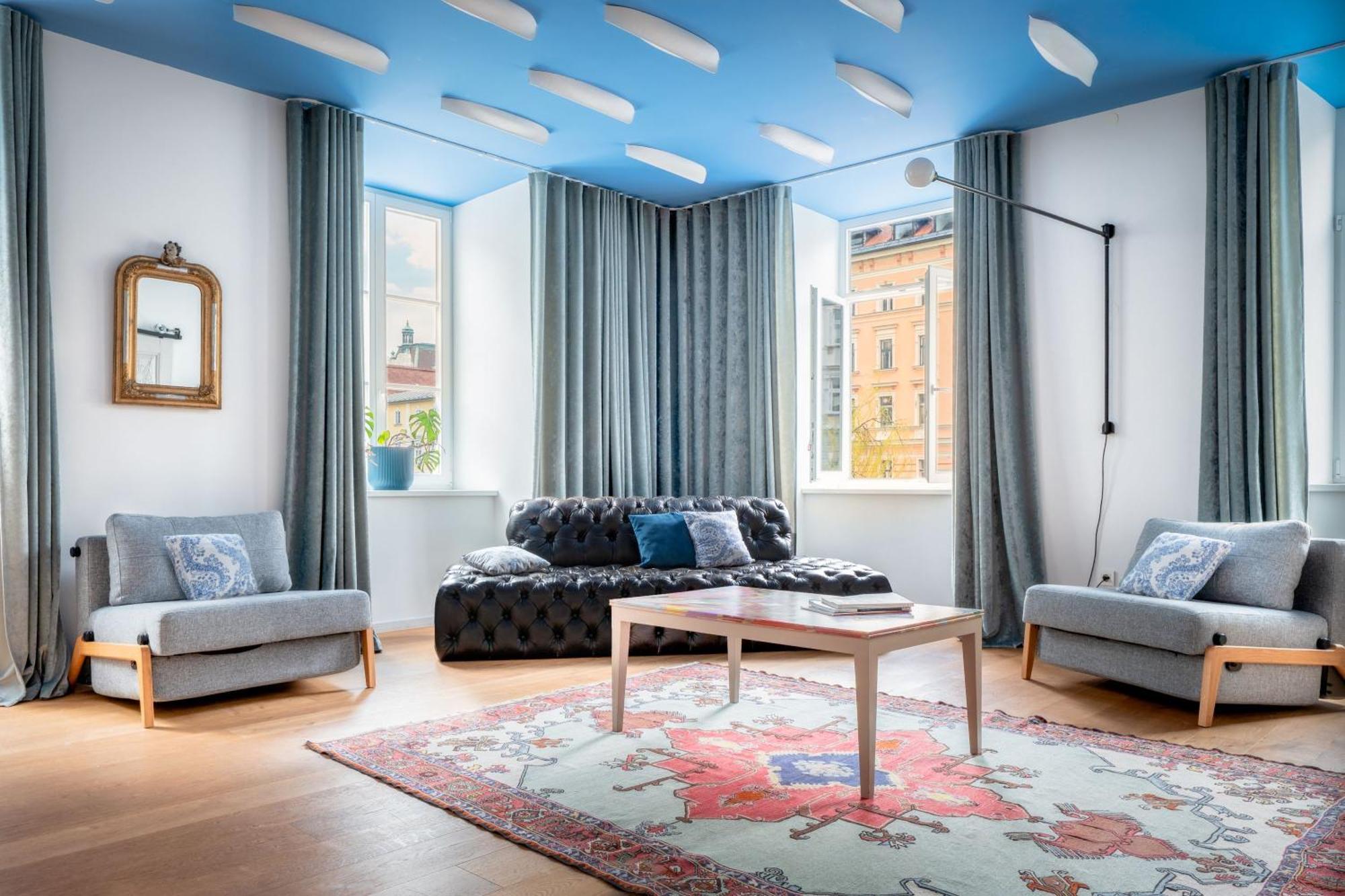Tromostovje Apartments Любляна Экстерьер фото